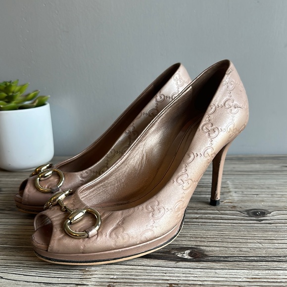 Gucci Heels Size 37 - Picture 3 of 10